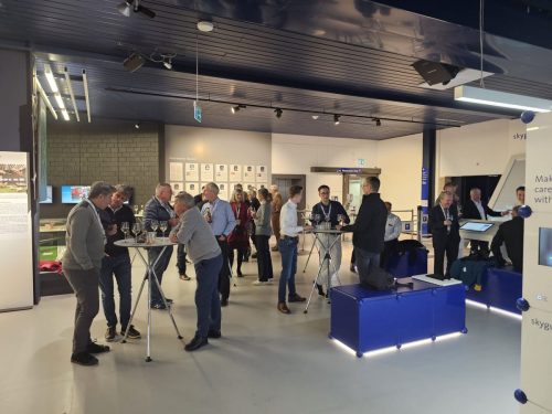 WhatsApp-Image-2026-03-08-at-18.00.11